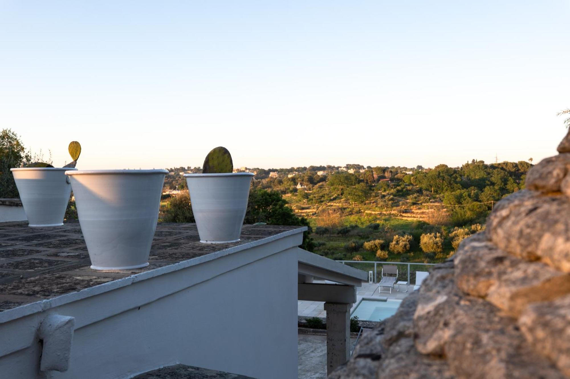 Il Trullo Di Simona Acomodação com café da manhã Locorotondo Exterior foto