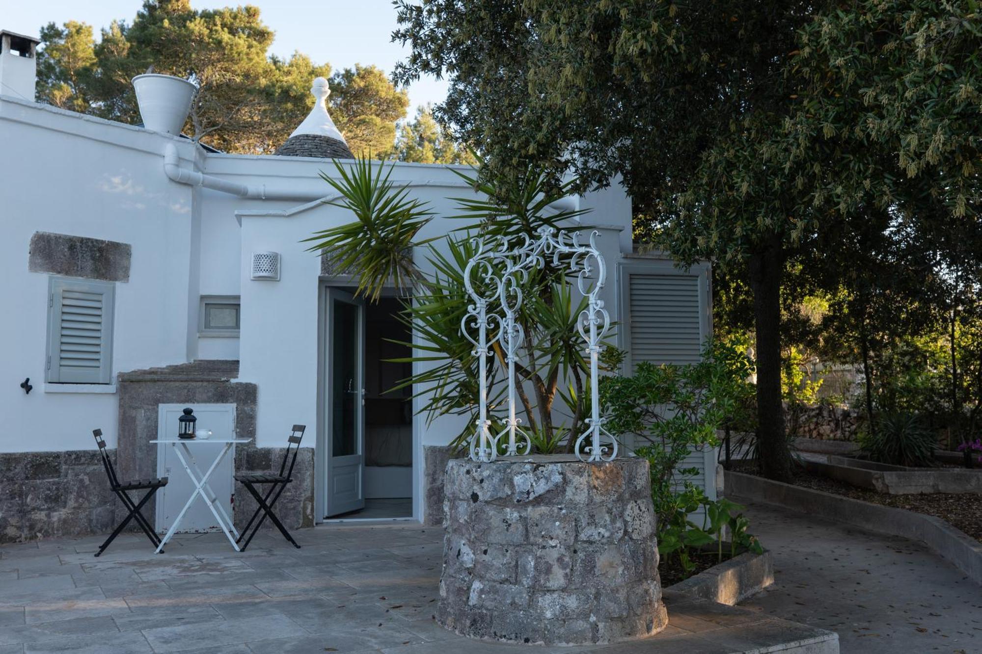 Il Trullo Di Simona Acomodação com café da manhã Locorotondo Exterior foto
