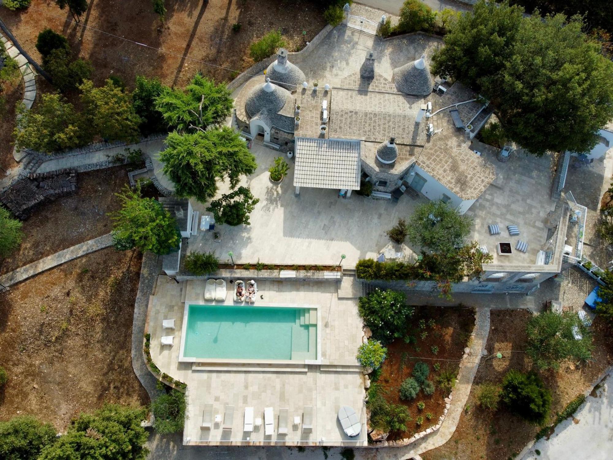 Il Trullo Di Simona Acomodação com café da manhã Locorotondo Exterior foto
