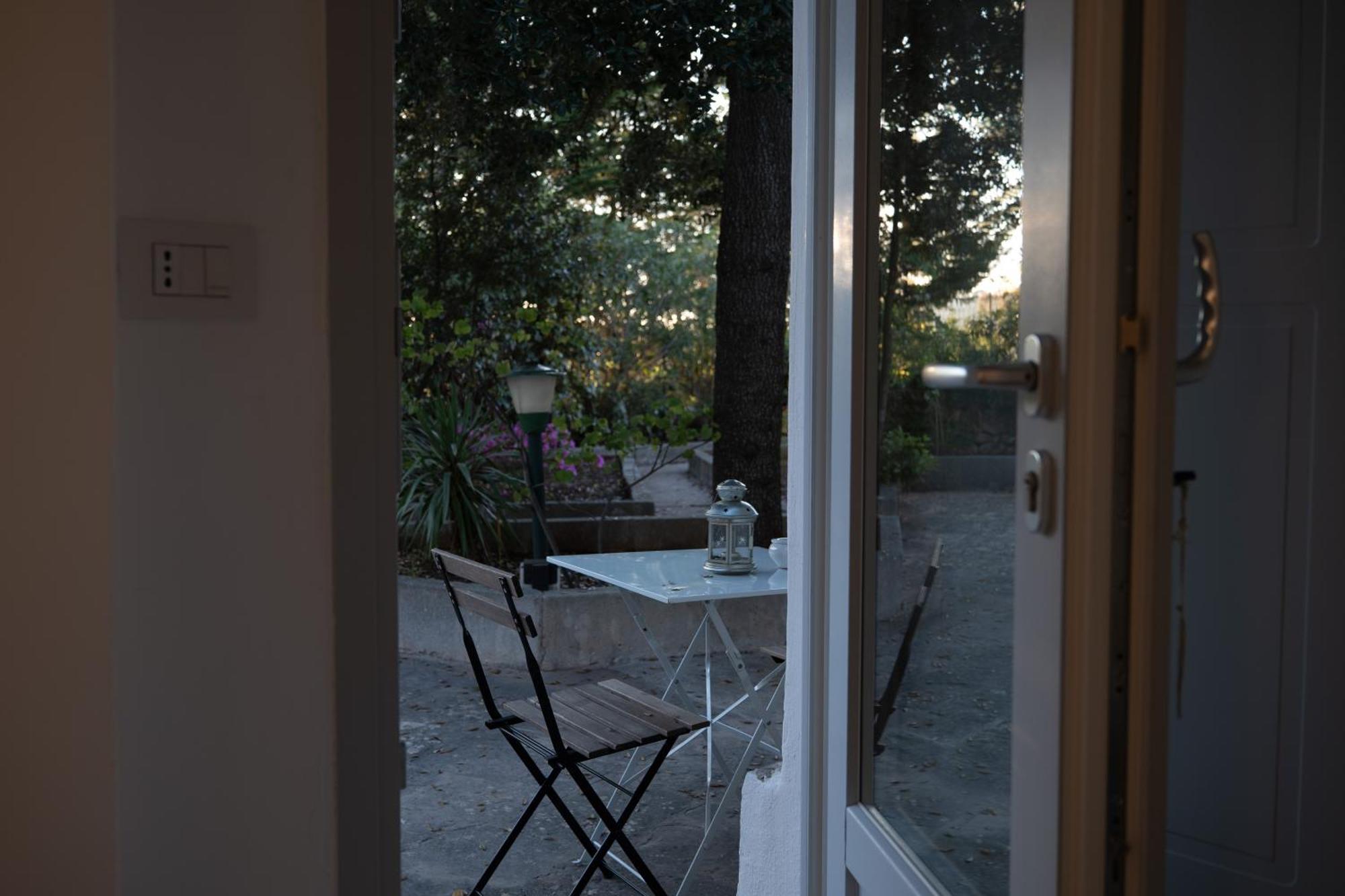 Il Trullo Di Simona Acomodação com café da manhã Locorotondo Exterior foto